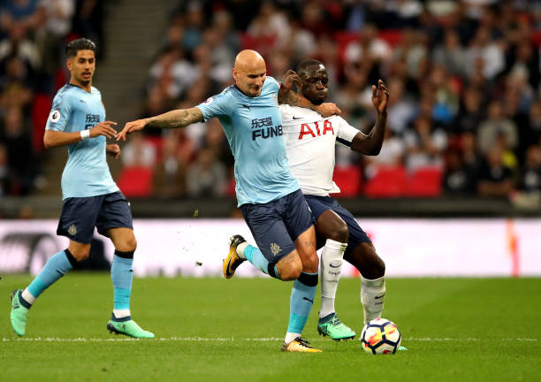 笼罩在每一 笼罩在每一