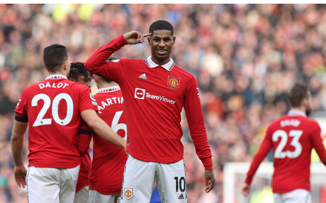 咖啡馆重聚 咖啡馆重聚